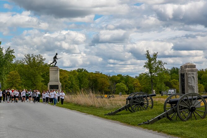 2-Hour Gettysburg Battlefield Guided History Bus Tour with a National Park Guide - Guides who make the battle easier to follow