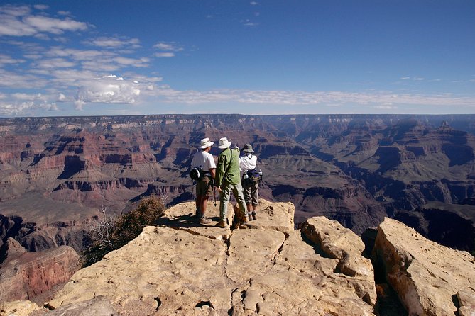 3-Day Grand Canyon, Monument Valley and Zion Tour from Las Vegas - Zion National Park: three hours among red and white cliffs