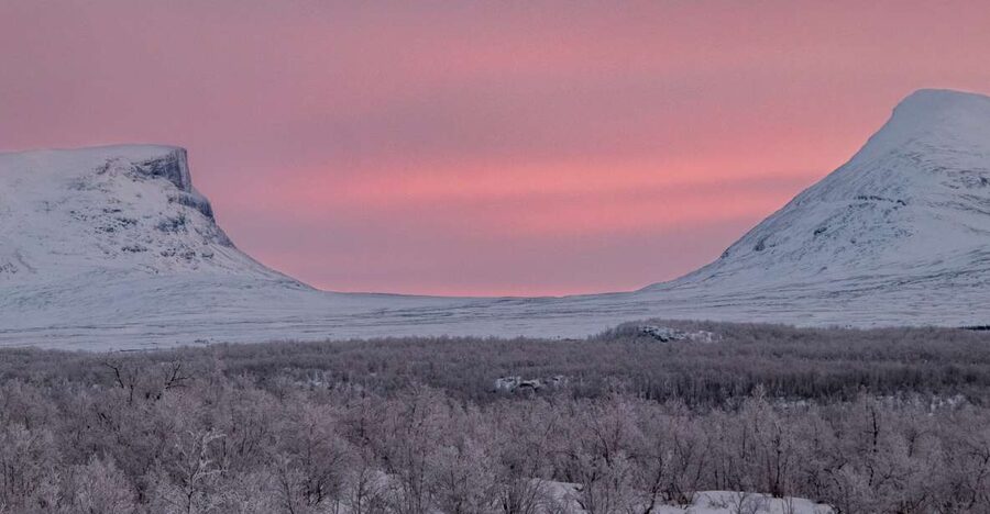 Abisko National Park: Scenic Morning Hike with Transfer - Starting at five Abisko pickup points