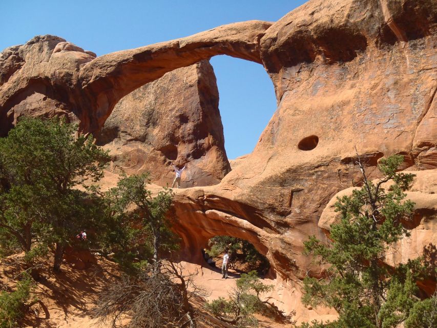Afternoon Arches National Park 4x4 Tour - Why the back entrance changes the Arches experience