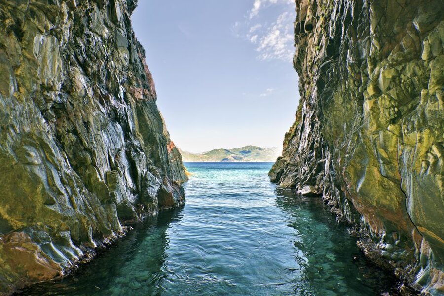 Ajaccio/Porticcio: Scandola Nature Reserve Guided Boat Tour - Capo Rosso and the final photo stop