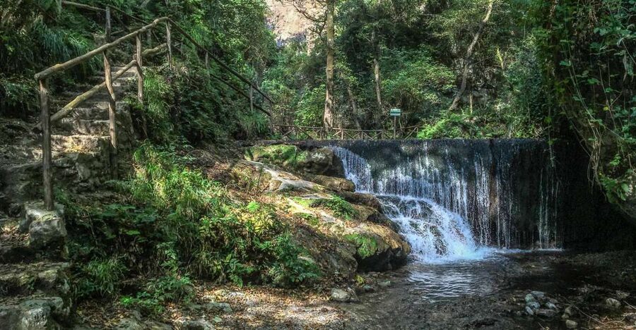 Amalfi: Private Valley of the Mills Nature Reserve Tour - From Piazza Duomo to the old valley