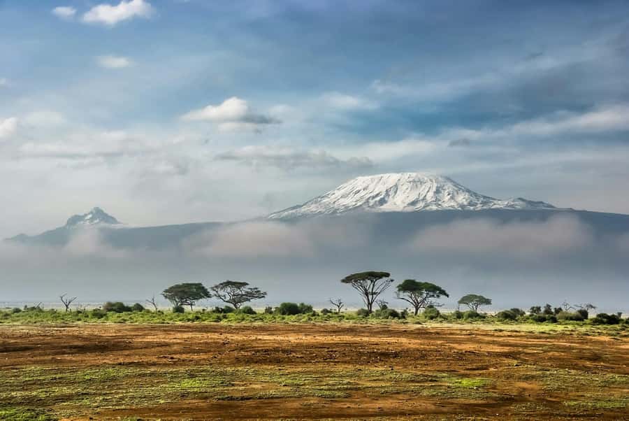 Amboseli National Park: Full-Day Tour from Nairobi - The early pickup and the road through Maasai country
