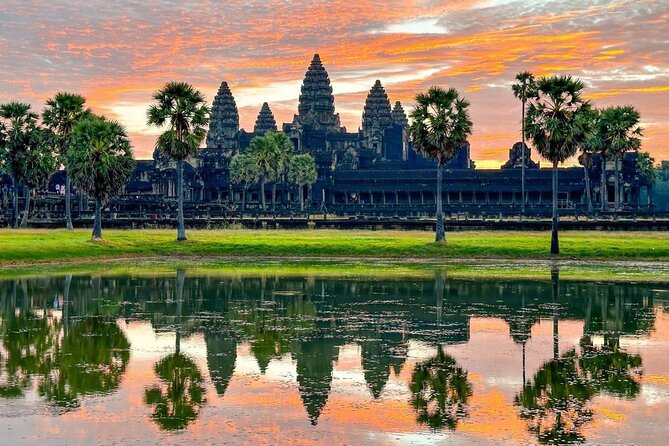Angkor Wat Private 2 day tour including National Park Phnom Kulen - Day one at Phnom Kulen and the 1000 Lingas River