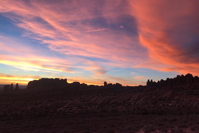 Arches National Park 4x4 Adventure from Moab - Eye of the Whale: a short walk with a big payoff