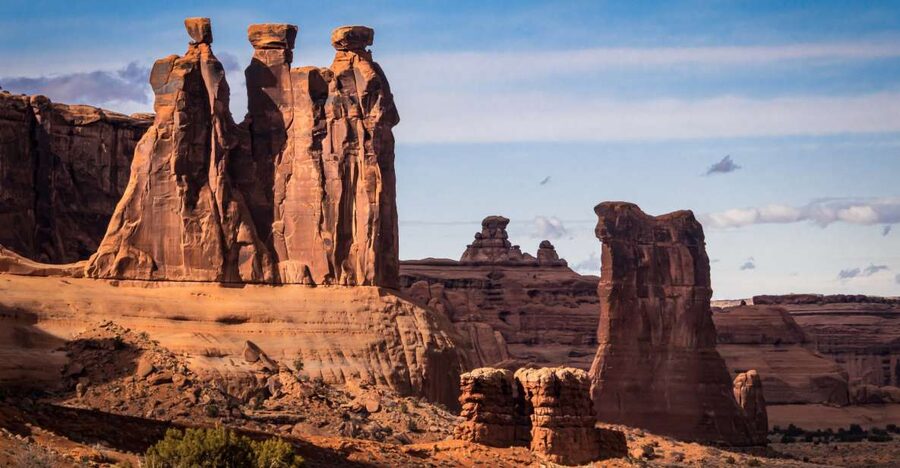 Arches National Park: Half-Day Backcountry Off-Road Tour - The four-hour format keeps the day manageable