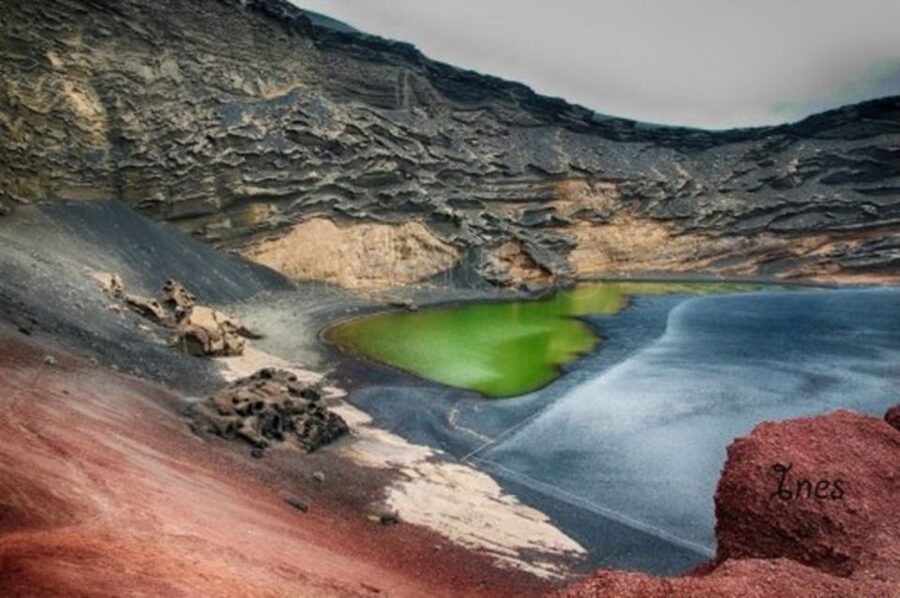 Arrecife/Playa Blanca: Timanfaya National Park Area Day Tour - El Golfo and Green Lake by the coast
