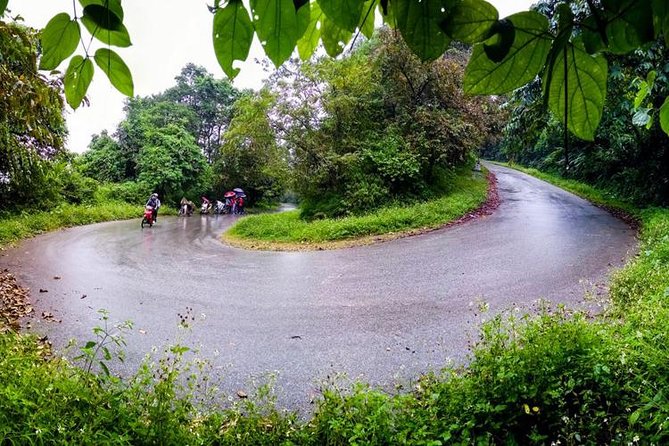 Ba Vi National Park Private Tour: Sightseeings & Jungle Hikking - Lunch near the park, with local food at your own cost