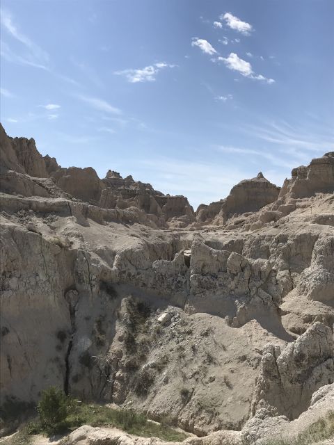 Badlands National Park Private Tour - Seeing Badlands geology from the road and trail
