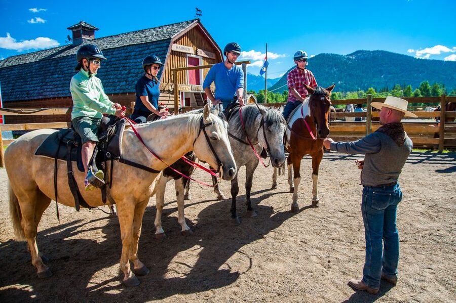 Banff National Park: 1-Hour Bow River Horseback Ride - Why a Bow River ride suits a Banff visit