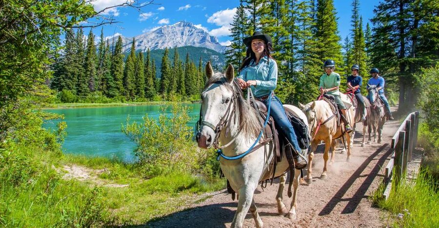 Banff National Park: 1-Hour Bow River Horseback Ride - Returning to the stables after one scenic hour