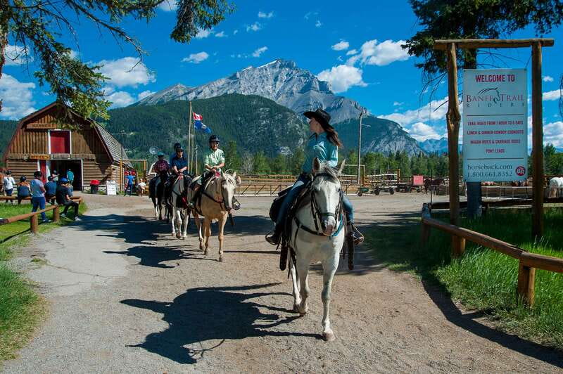 Banff National Park: 2-Hour Sundance Loop Horseback Ride - Practical preparation for a smoother ride