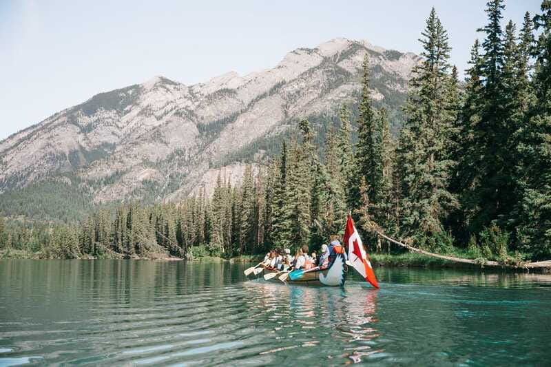 Banff National Park: Big Canoe River Explorer Tour - A calm 90-minute schedule