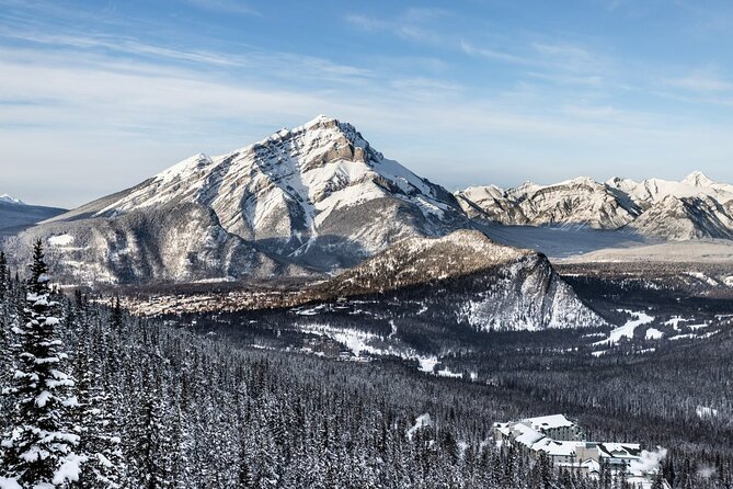 Banff National Park & Lake Louise FULL DAY PRIVATE TOUR - Banff Avenue: 90 minutes for food and free time