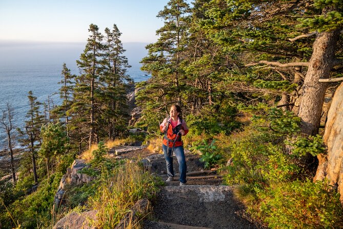 Bar Harbor Premium Tour with Cadillac Mountain and Acadia Park - Jordan Pond pairs scenery with a lobster roll
