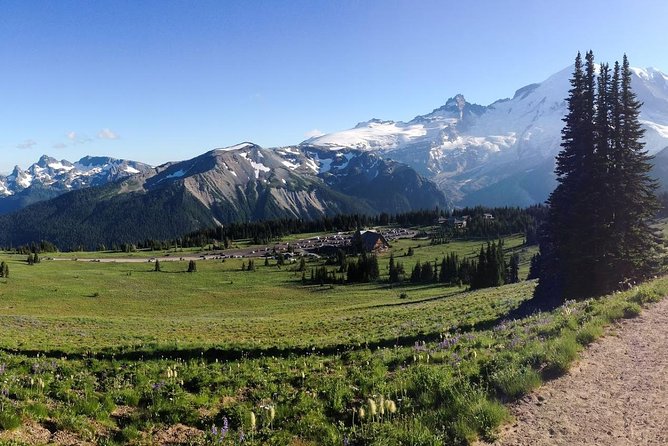 Best of Mount Rainier National Park from Seattle: All-Inclusive Small-Group Tour - Food, equipment, and what to pack
