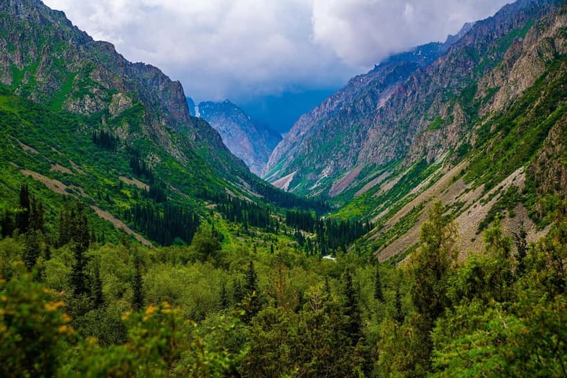 Bishkek: Ala Archa National Park Hiking and Adventure Tour - Leaving Bishkek for the mountain road