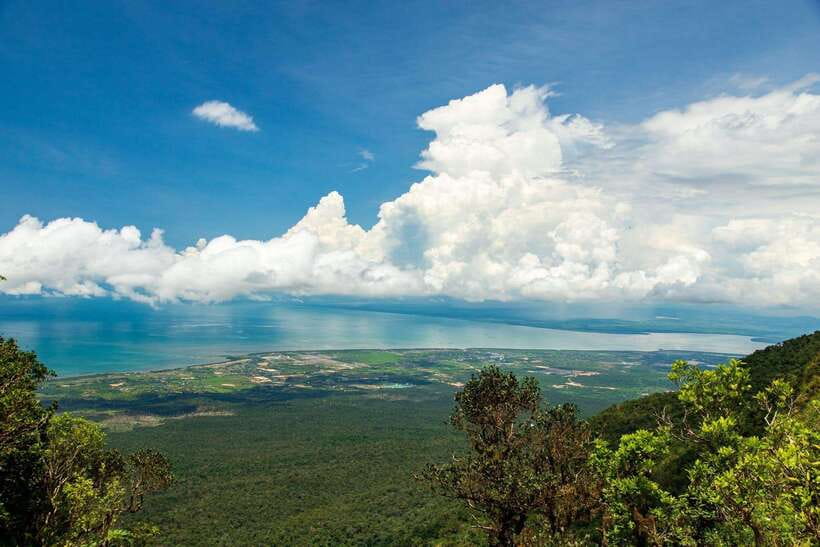Bokor National Park Private Day Trip from Phnom Penh - The old Cambodian village and Popokvil Waterfall
