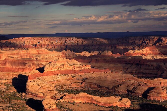 Canyonlands National Park Needles District by 4x4 - Chesler Park delivers the big views