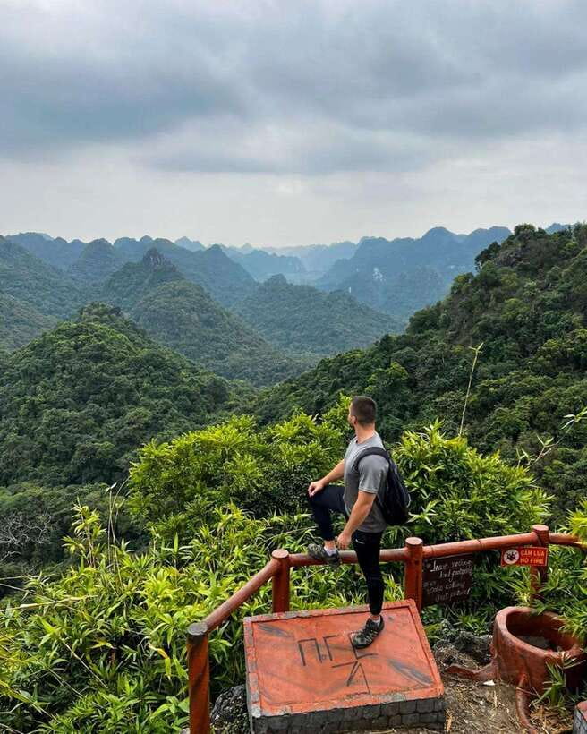 Cat Ba: National Park Trek, Village Visit and Kayak Day Tour - Frog Pond and the Va Nuoc Trees