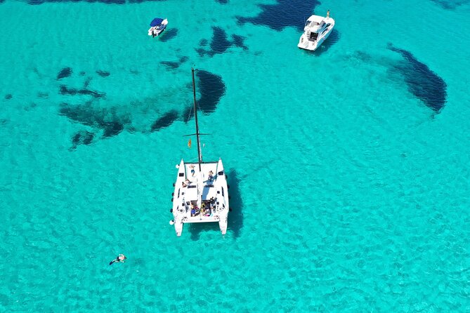 Catamaran excursions in the Asinara island National park - Stepping ashore at the former super prison