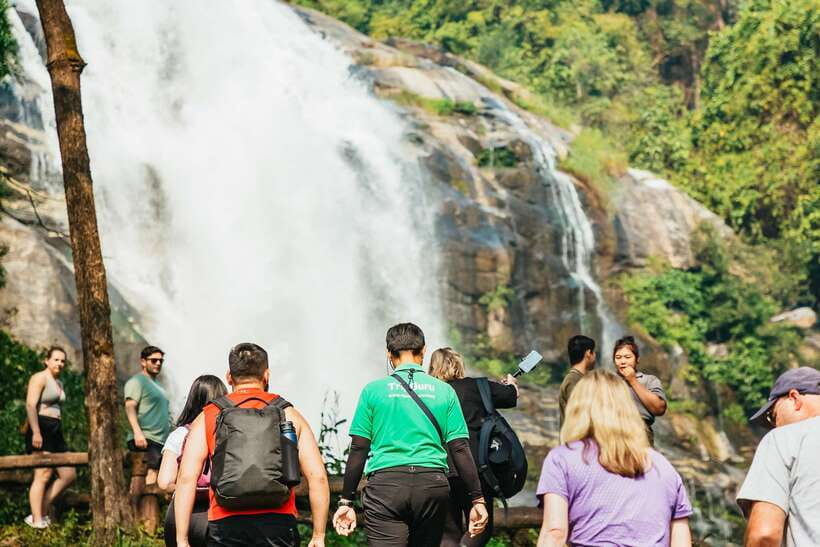 Chiang Mai: Doi Inthanon National Park Eco-Friendly Tour - Meeting a Mountain Village Community