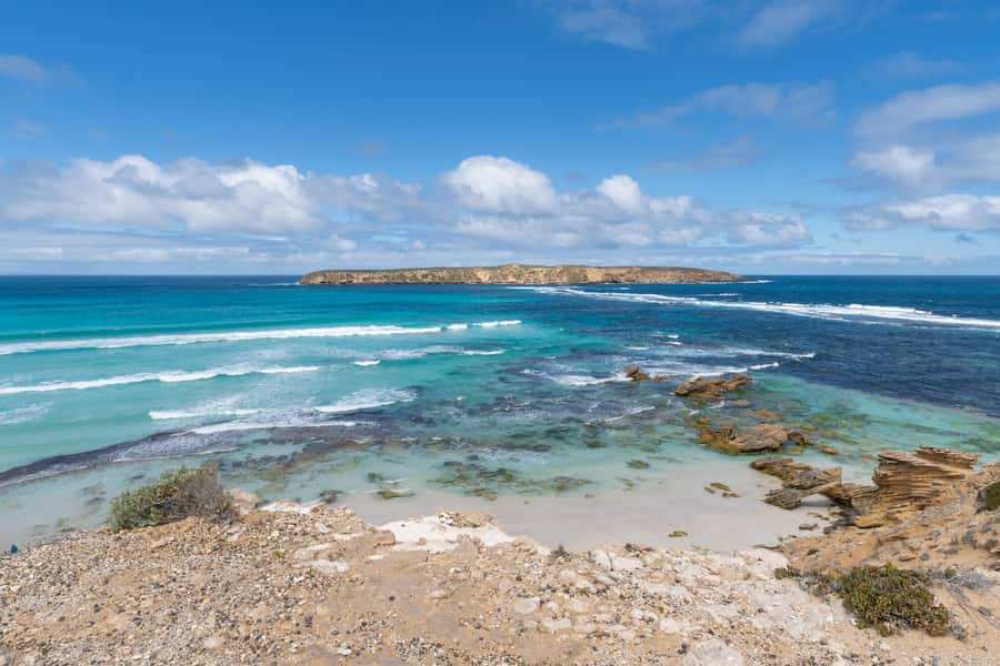 Coffin Bay National Park: Highlights and Off-Road 4WD Tour - The sealed road and Coffin Bay’s limestone coast