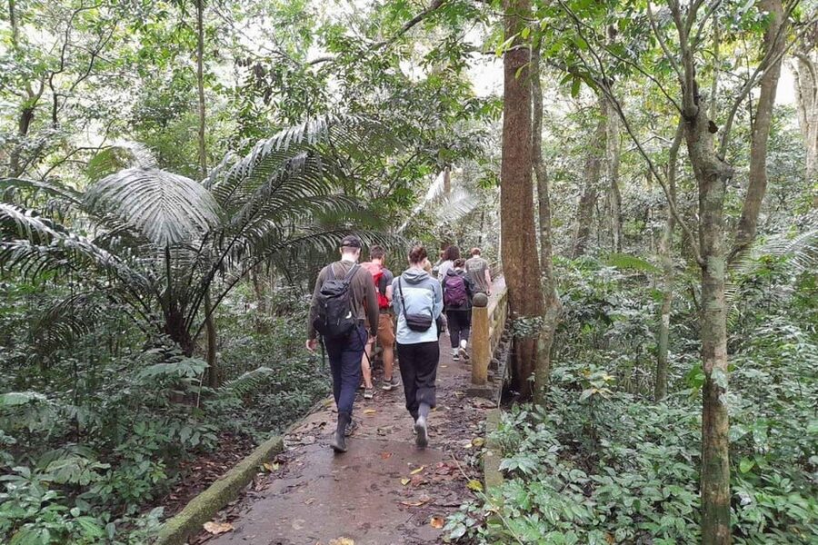 CUC PHUONG NATIONAL PARK - VAN LONG DAI LY TOUR DAY TRIP - Returning to Tam Coc around 5:00