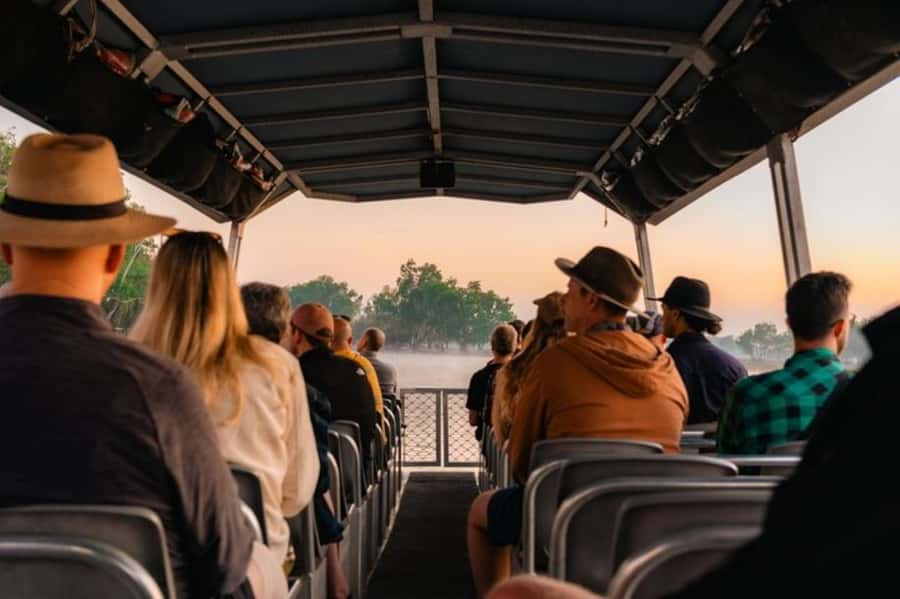 Darwin: Kakadu National Park, Yellow Water River Cruise - Lunch, comfort, and the long ride home