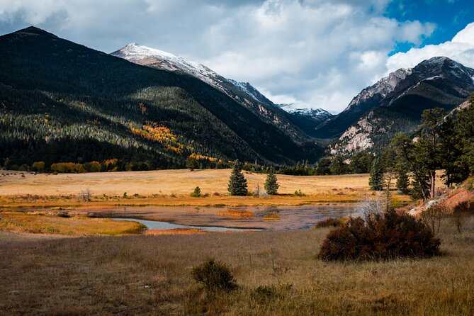 Discover Rocky Mountain National Park - Lyons: a short coffee stop before the high country