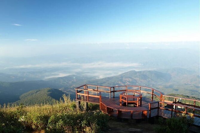 Doi Inthanon National Park with Nature Trail Trekking 1-Day Tour - Choose the right seasonal trail