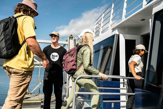 Doubtful Sound Wilderness Cruise from Queenstown - The Queenstown coach ride sets the tone