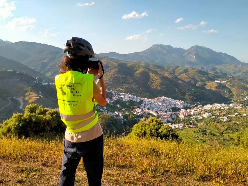 Electric mountain bike in Sierra de las Nieves national park - Getting comfortable with a high-end electric bike
