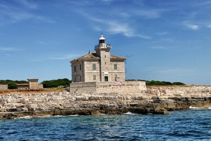 Fazana: Brijuni National Park Scenic Boat Tour & Swimming - Swimming, snorkeling, and lunch on the island