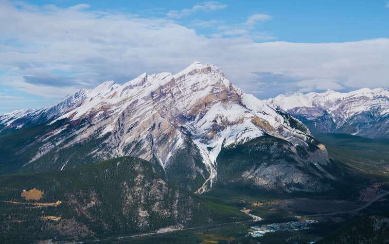 From Banff/Canmore: Deep 1 Day Tour in Banff National Park - What the guides add to the experience