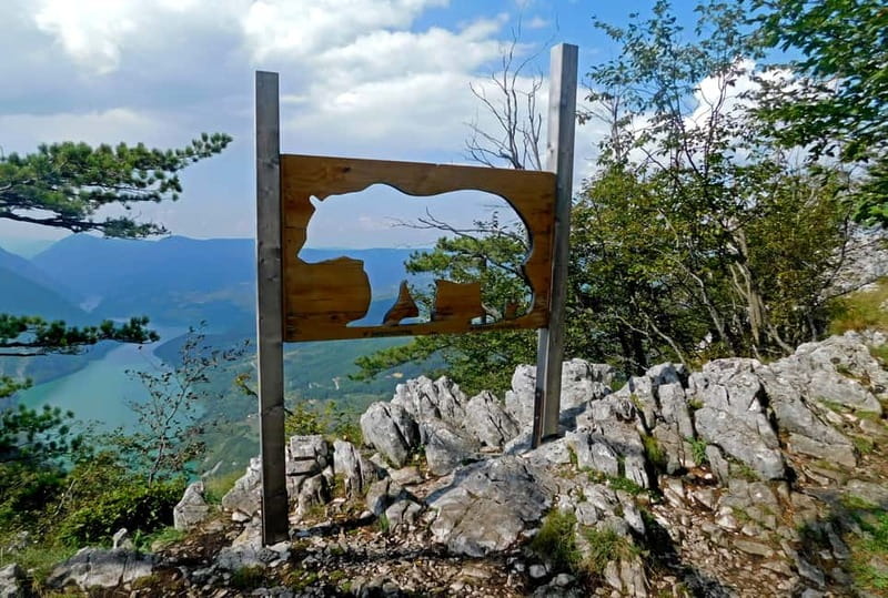 From Belgrade: Tara National Park & Drina River Valley Tour - Zelenika viewpoint: a short stop with a big frame