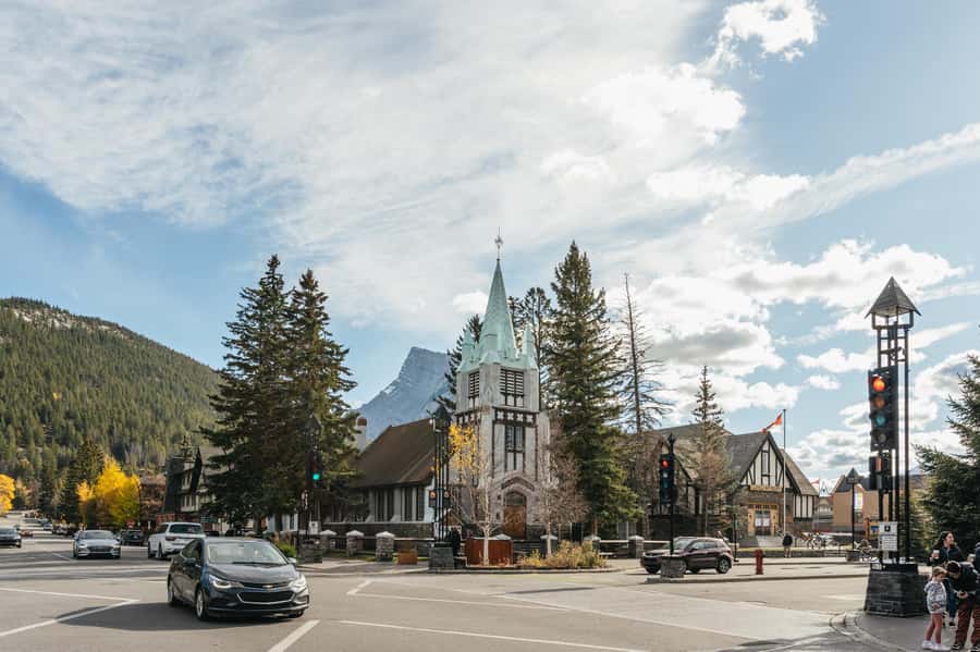 From Calgary: Private Banff National Park Day Trip - Who should book this day trip