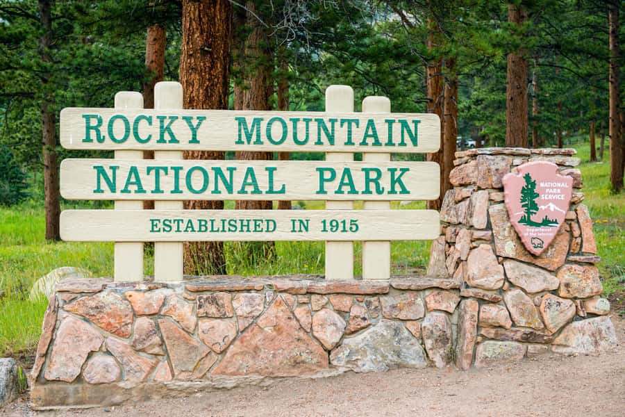 From Denver: Rocky Mountain National Park Day Trip and Lunch - Guides who shape the day