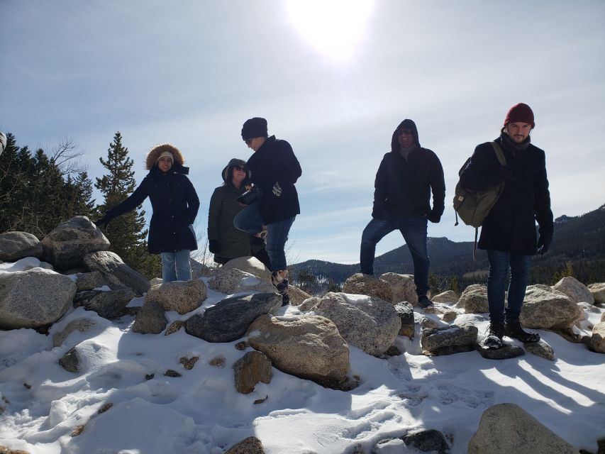 From Denver: Rocky Mountain National Park Winter/Spring Tour - Estes Park for lunch and local character