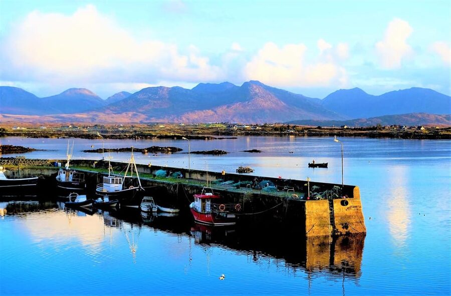 From Galway: Connemara, Kylemore Abbey or National Park Tour - The Inagh Valley and the ride back to Galway