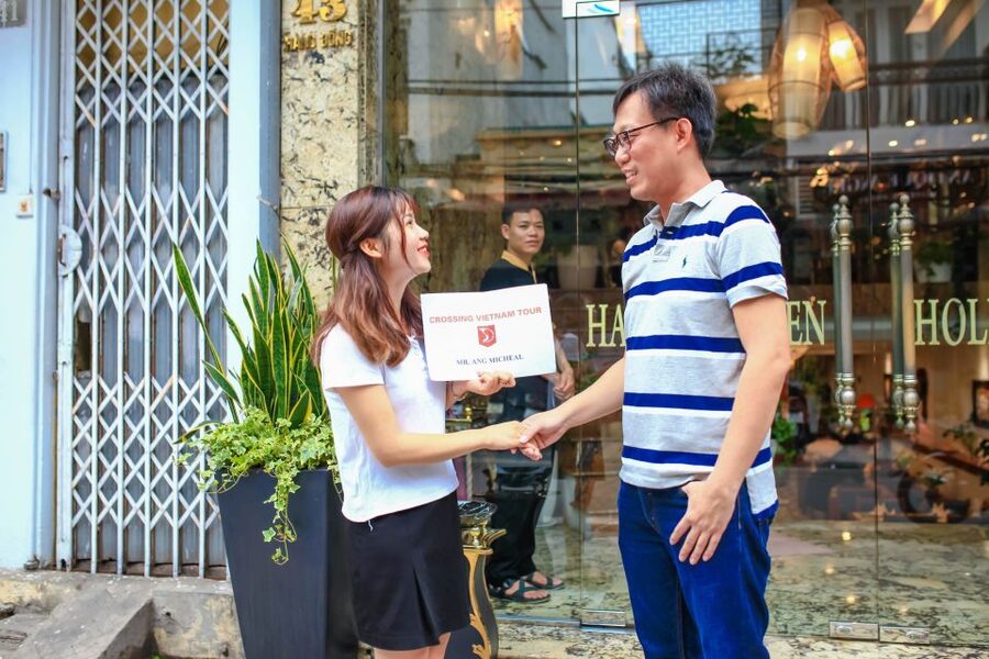 From Hanoi: Ninh Binh & Cuc Phuong National Park 2-Day Tour - Hoa Lu puts Ninh Binh’s scenery in context