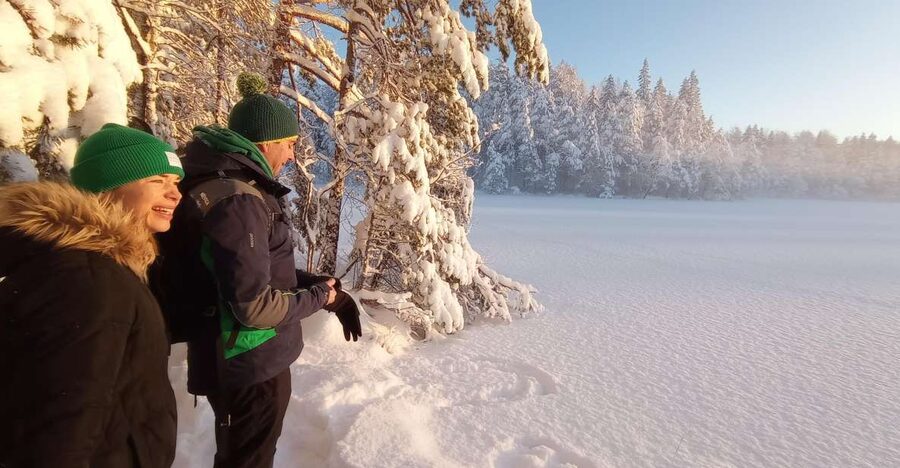 From Helsinki: Nuuksio National Park Hiking Tour with Food - Meeting David and leaving Helsinki