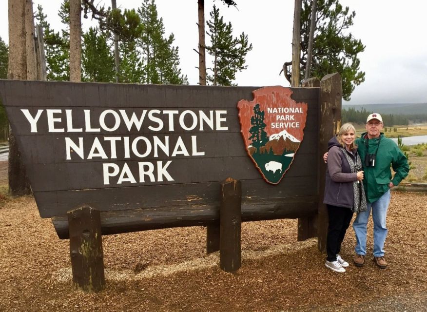 From Jackson: Yellowstone National Park Day Trip with Lunch - The Grand Canyon of the Yellowstone and its two main falls