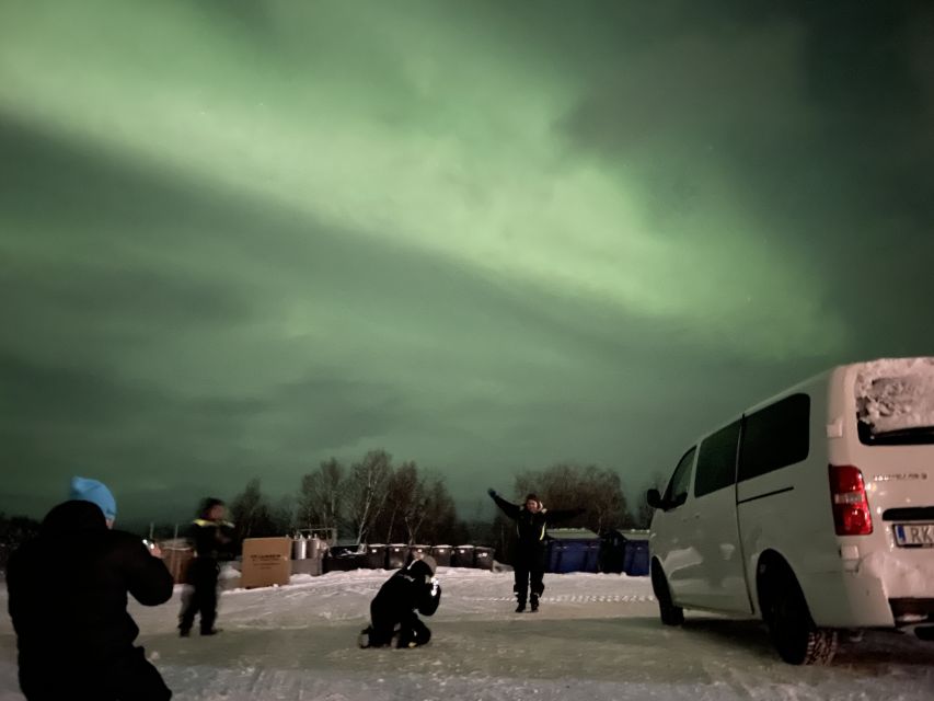 From Kiruna: Abisko National Park Northern Lights Tour - Swedish fika by the fire