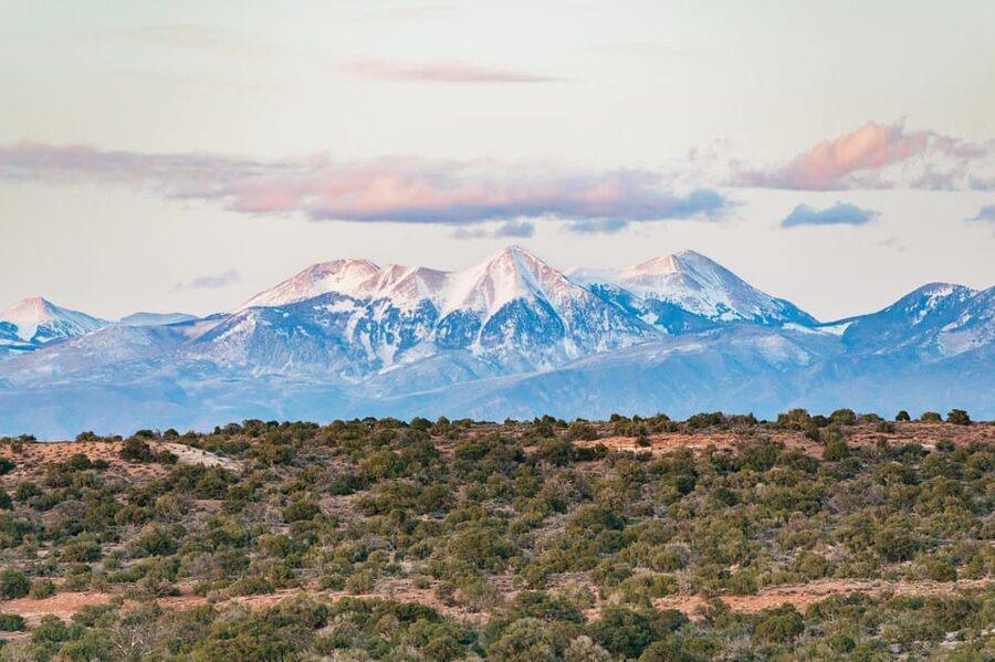From Moab: Sky District Canyonlands National Park 4x4 Tour - What the guide adds to the scenery