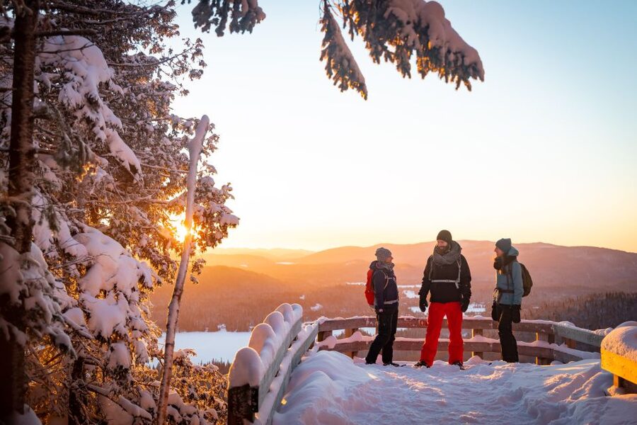 From Montreal: Mont-Tremblant National Park Hiking Day Trip - The opening briefing sets the tone