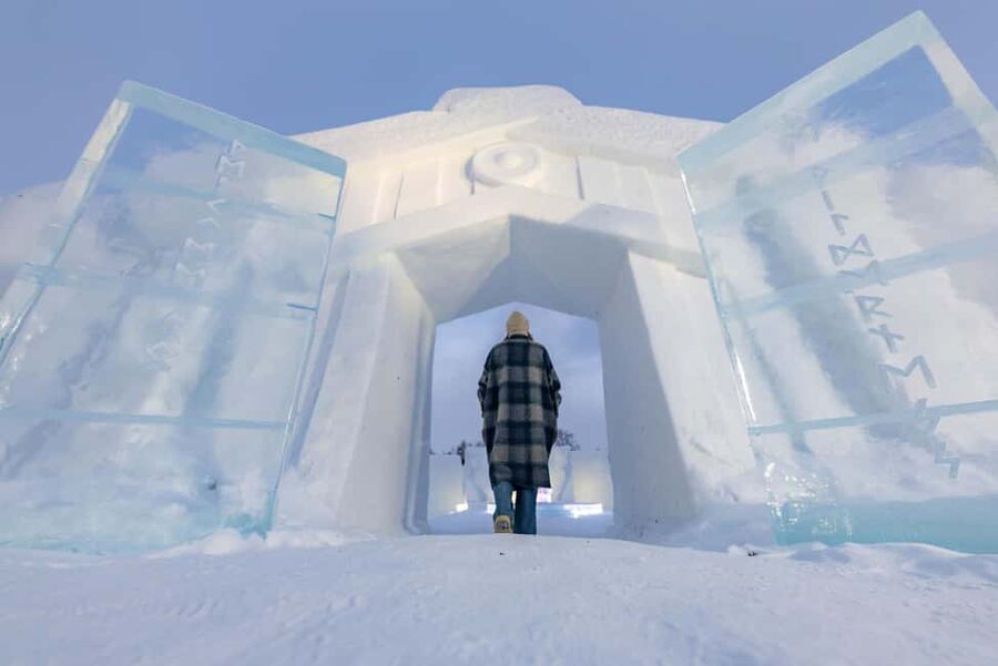 From Tromsø: Ice Domes Snow Park and Wilderness Experience - The 1.5-hour ride from Tromsø to Tamok Valley