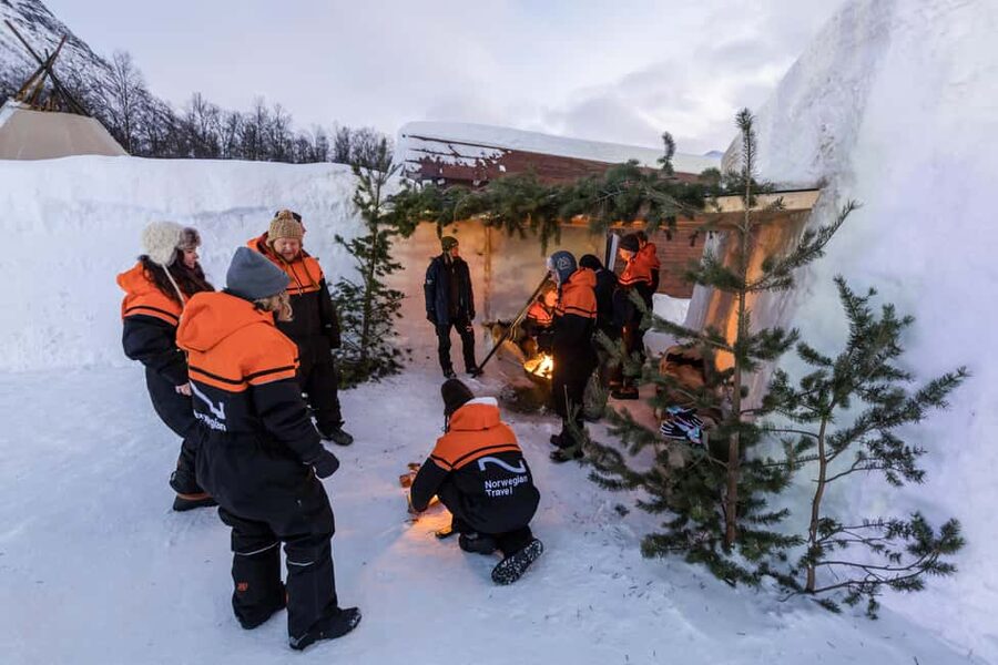 From Tromsø: Ice Domes Snow Park and Wilderness Experience - Snowshoes, tandem skis, and time to play
