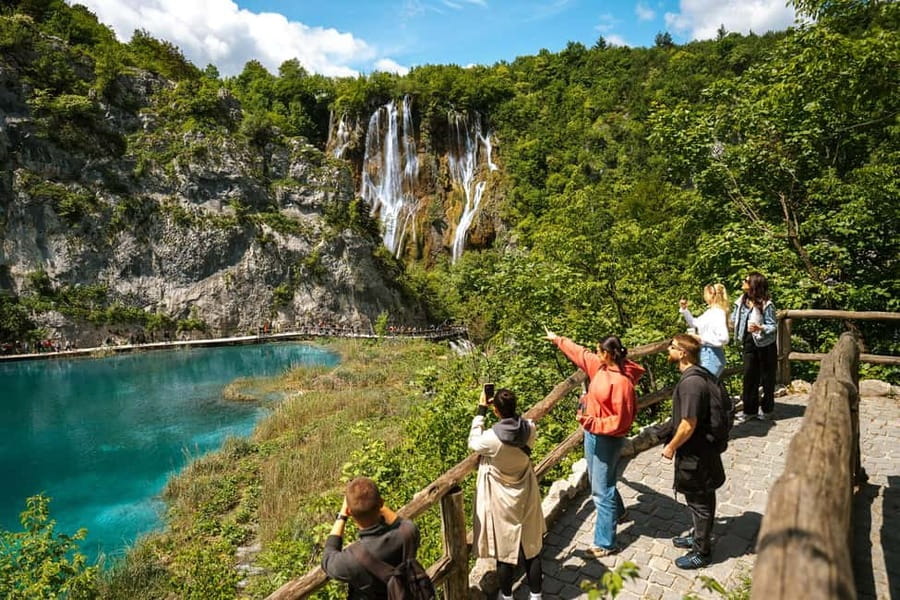 From Zagreb: Plitvice Lakes National Park Tour with Tickets - Rastoke and the meeting of two rivers