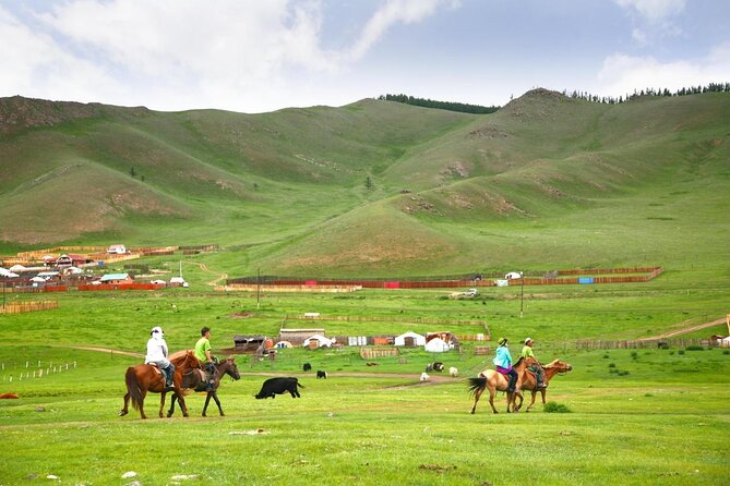 Genghis Khan Statue Day Tour+National Park+Camel Ride+Eagle - Key points at a glance